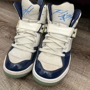 Jordan Flight 45. ‘Midnight Navy’. SIZE 8.5 Men. Decent condition